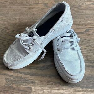 Sperry Crest Resort Silver Girls boat shoes